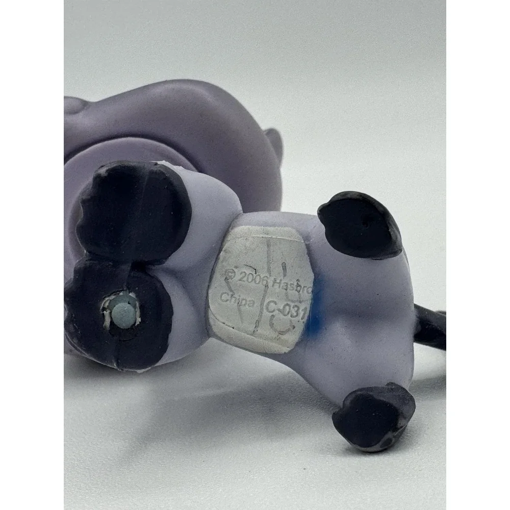 Littlest Pet Shop Ferret #482 Purple Authentic Hasboro Collectible 2006